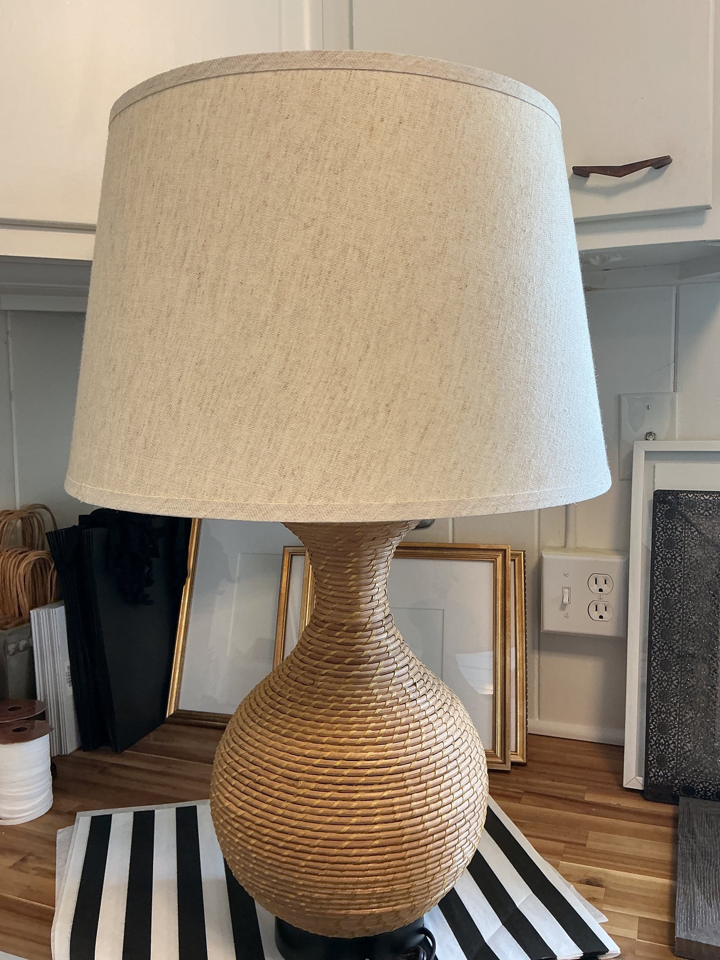 Wicker lamp