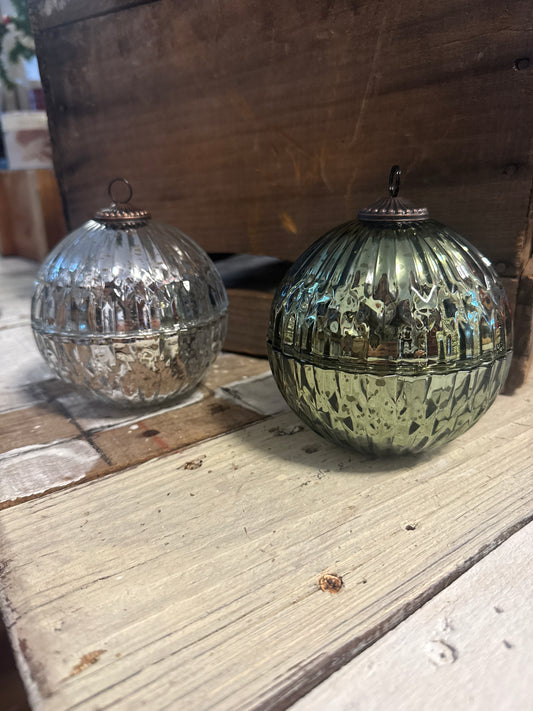 Balsam and Cedar Ornament Candle