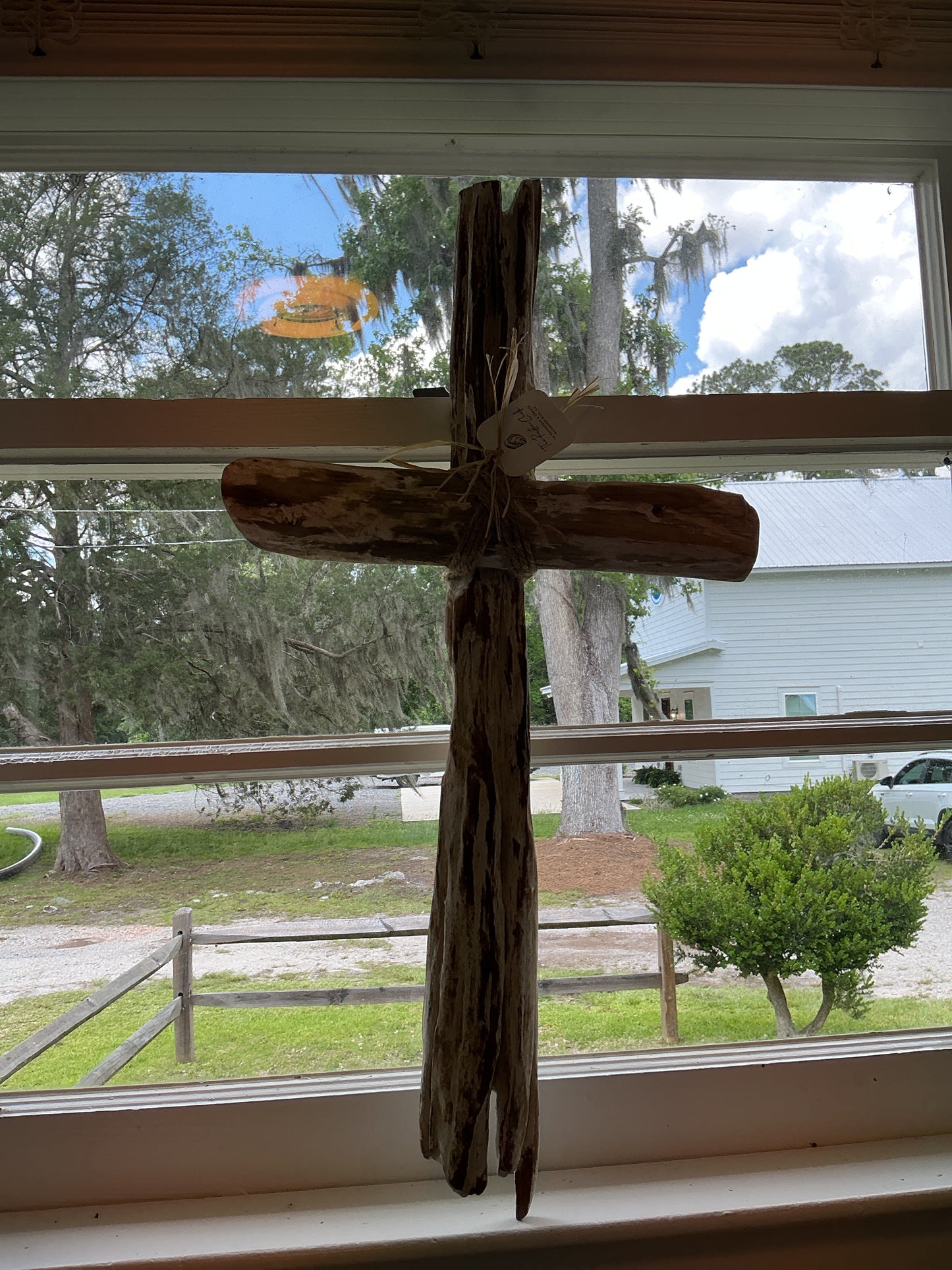Medium driftwood cross
