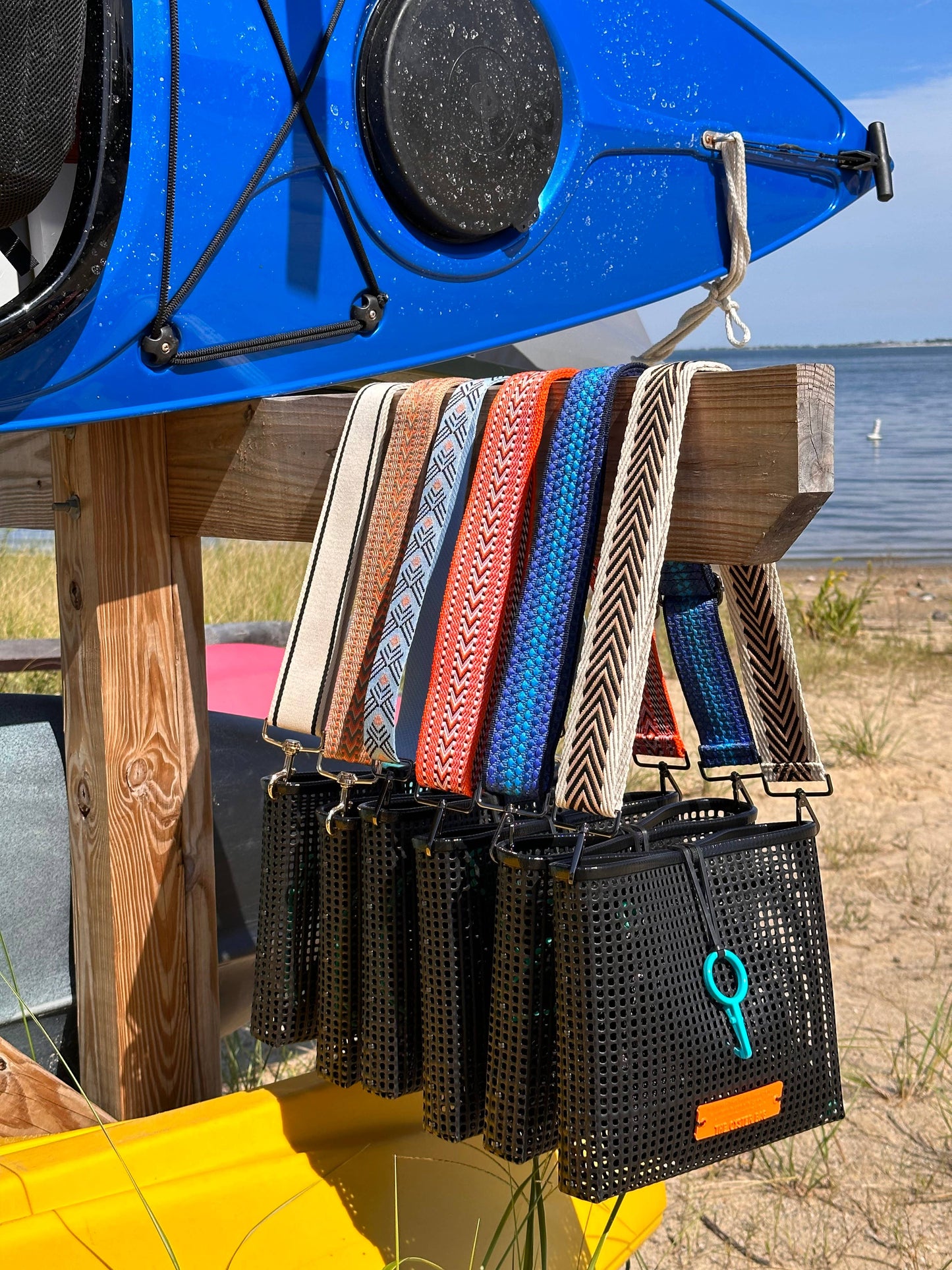 THE CROSSBODY wholesale - multi pink