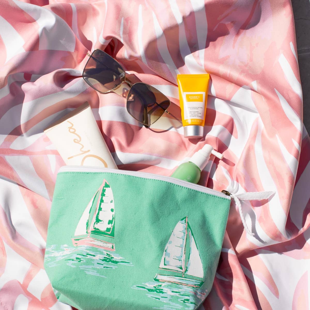 Tamarindo Beach Towel   Pink Lilly/Blossom   34x70